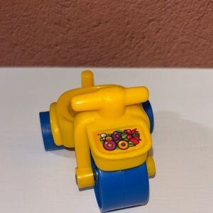 2001 Fisher Price Little People Easter Egg Hunt Yellow Tricycle Replacement